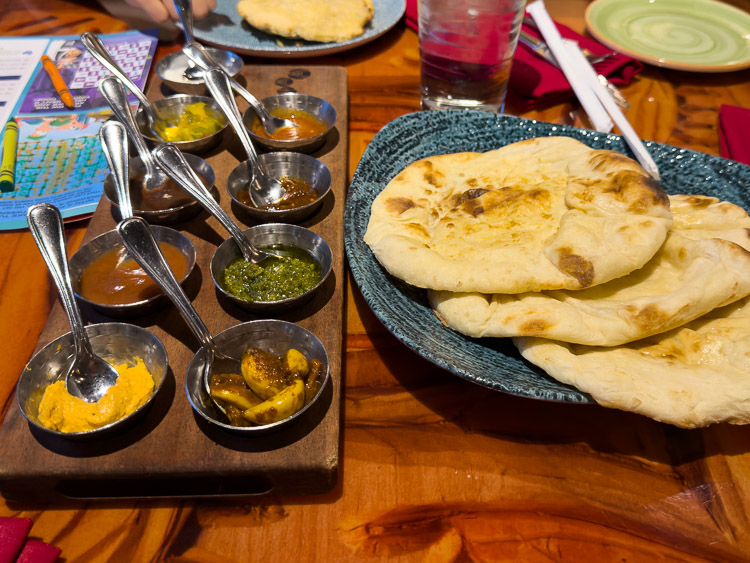 Indian-style bread service at Sanaa, Animal Kingdom Lodge
